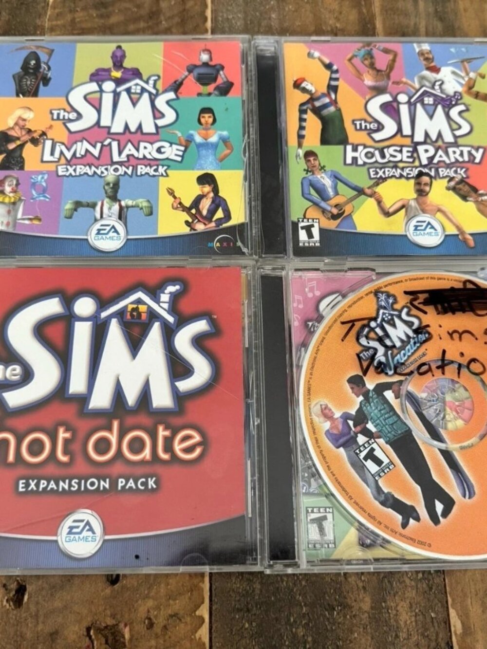 The Sims Lot: Hot Date Livin Large House Party Vacay 4 PC Games